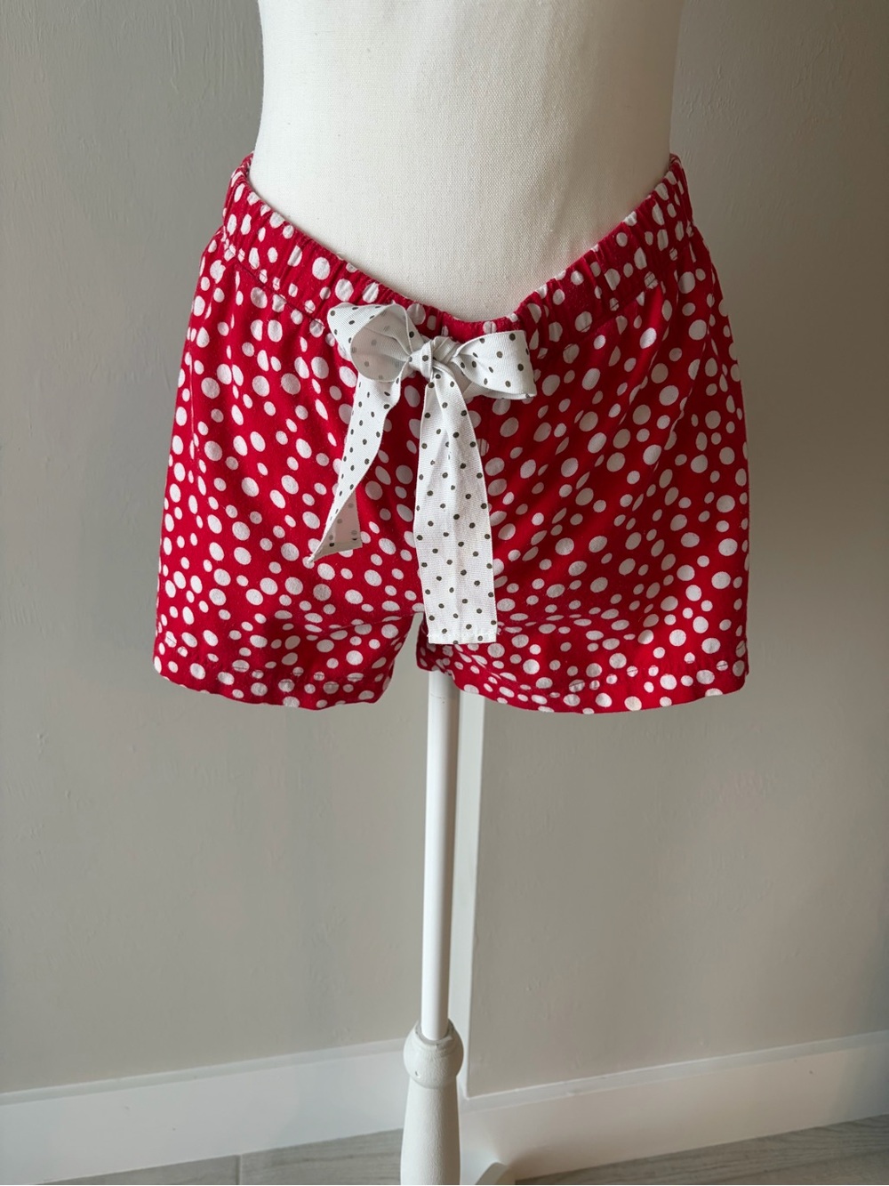 J. Crew Women’s Red Polka Dot Flannel Lounge Short - Size Small